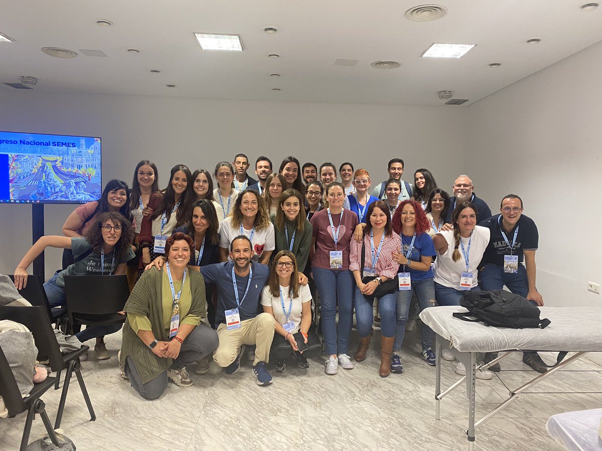 DazHerrero's tweet photo. Finalizamos con gran éxito el curso #EPILS en el 33 Congreso Nacional de SEMES . Gracias a nuestros alumnos por formarse en #Pediatria #SEMES2023 @SEMES_ con profes de gran talla como @casal_carmen @RakelMerlo @Nidelucas entre otros https://t.co/PEioTB6mQH
