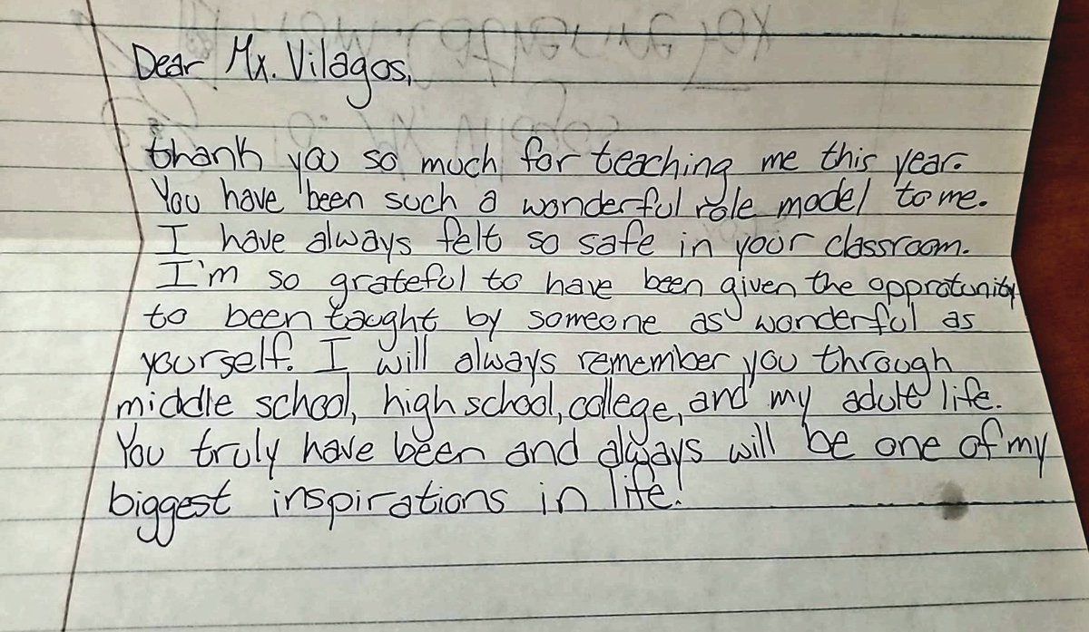 ArtsyMxV's tweet photo. One of a few student notes this year that I am going to need to frame. This was so sincere and sweet and needed. #Thankful
#artteacher #wearechesternj #braggschool #k12artchat @BraggSchoolCSD
#TeachersOfTwitter #studentsuccess https://t.co/HKflT2JCeo