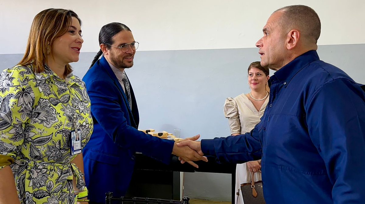 MijpVzla's tweet photo. #7JUN || Como parte del fortalecimiento del Sistema de Justicia contemplado en la Gran Misión Cuadrantes de Paz, el vpdte. Sectorial A/J @CeballosIchaso1 visitó las instalaciones del próximo Centro de Detención Policial Nelson Mandela en Caracas.

#VenezuelaEsUniónYCooperación https://t.co/CVvNgfvHbC