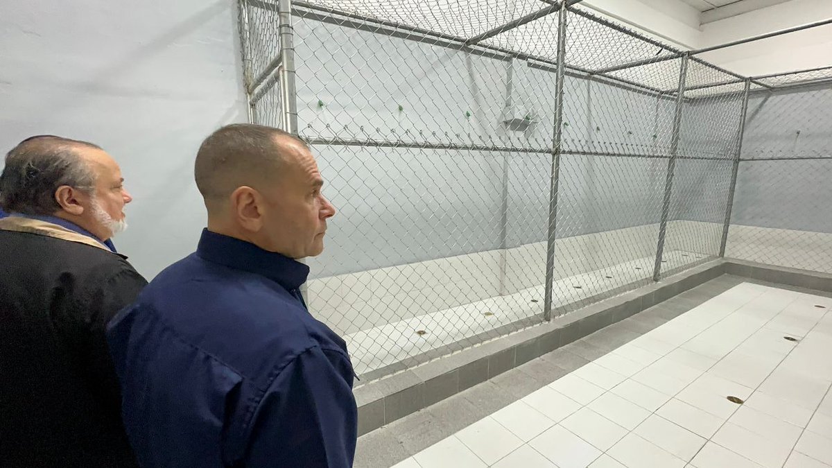 MijpVzla's tweet photo. #7JUN || Como parte del fortalecimiento del Sistema de Justicia contemplado en la Gran Misión Cuadrantes de Paz, el vpdte. Sectorial A/J @CeballosIchaso1 visitó las instalaciones del próximo Centro de Detención Policial Nelson Mandela en Caracas.

#VenezuelaEsUniónYCooperación https://t.co/CVvNgfvHbC