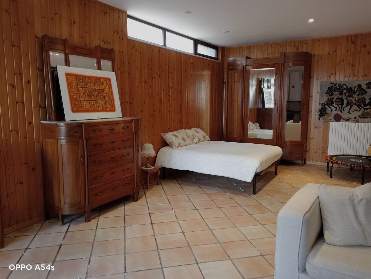 SaraMercaldi's tweet photo. Disponibile 100 metri di appartamento #b&amp;b, con cucina, bagno, parcheggio privato a San Severo #Foggia. https://t.co/ZCyGwa9IpT