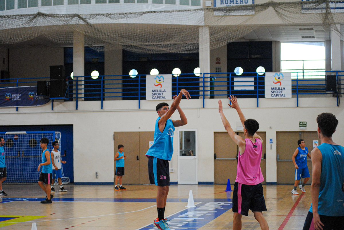 melillabcto's tweet photo. ✈️ ¡Nos vamos a Mallorca!
⛹🏽♂️Nuestro Junior Masculino 3x3 realiza el último entrenamiento en Melilla antes del #FEB3x3U17
#canteracmb💙 https://t.co/eGSMG3ayzZ