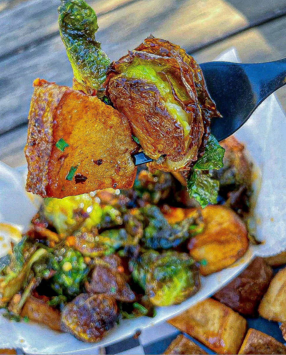 eatinvasion's tweet photo. Say goodbye to boring appetizers and hello to our Bomb Brussel Sprouts and Potatoes! Our secret house-made sauce adds the perfect blend of sweet and spicy to this amazing dish. Come try it out at Invasion!

#Invasion #BombSauce #BrusselSprouts  #Flavorexplosion #Foodies #chefair https://t.co/NX0JEw3AxO