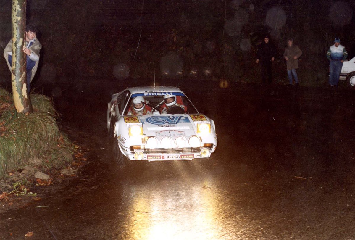 Hace algunos días salió el nº 26 de la <a href="/RevistaTurini/">Revista Turini</a>, en el que aparece un servidor en un reportaje de Esteban Delgado. La foto que abre es de cuando tenía 26 años. Quien me iba a decir que décadas después aparecería mi historia en la misma revista que abre el gran <a href="/AriVatanen/">Ari Vatanen</a>.