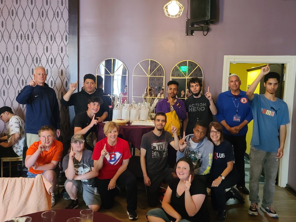 Mrs. Rodriguez tweet media