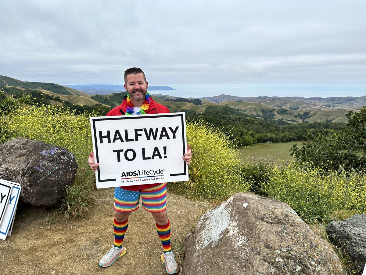 Guess who is half way to #LosAngeles on #aidslifecycle?!   Whoop whoop!!  🌈