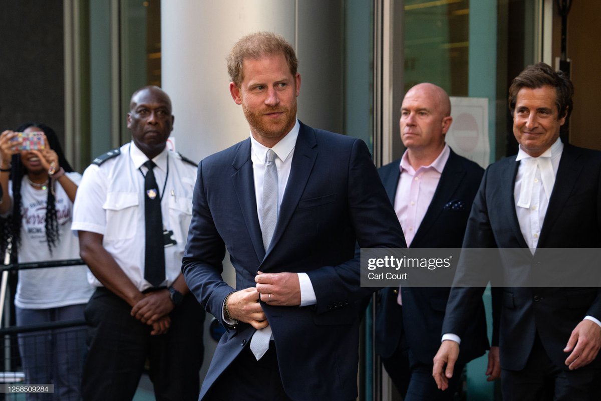 This picture of Prince Harry leaving court today with his lawyer,  David Sherborne is so full circle 

Again, it’s amazing that the same lawyer who represented Princess Diana, is now back in court representing her son