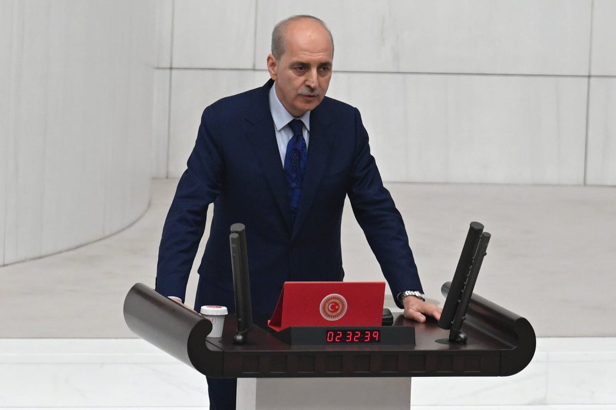 28. Dönem Türkiye Büyük Millet Meclisimizin Başkanlığına seçilen 
Sn. Prof. Dr. Numan Kurtulmuş'u tebrik ediyor, bu yüce görevinde başarılar diliyorum.

Ülkemize ve milletimize hayırlı olsun. 

Rabbim muvaffakiyetler nasip eylesin. 

<a href="/NumanKurtulmus/">Numan Kurtulmuş</a> 
<a href="/TBMMresmi/">TBMM</a>