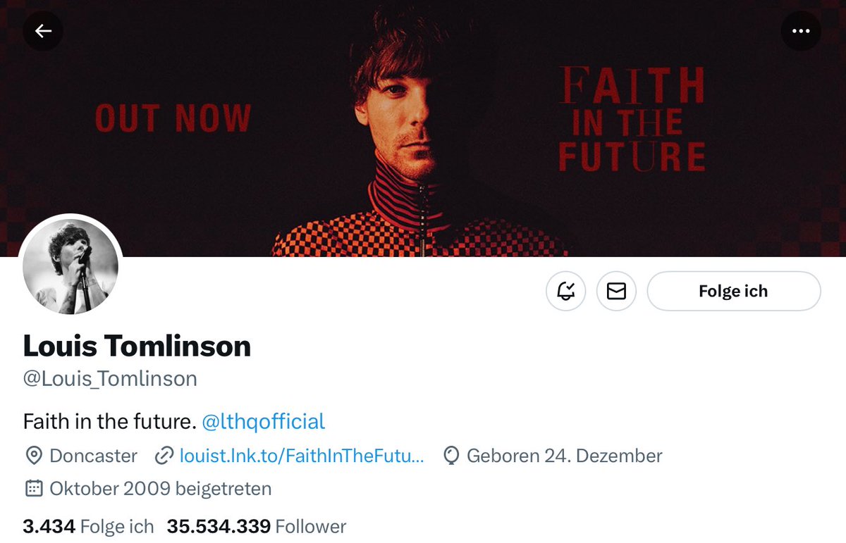 Ems ⚓ 🫐 on Twitter "Our boys in black and white era 🖤🤍 Liam, hurry up!"