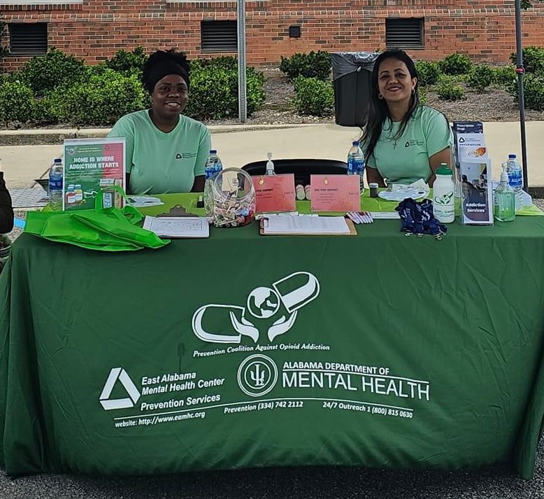 IntegreaPS's tweet photo. An awesome Community Action Day happened on May 20th at Troy University on the Chattahoochee! There was music, free food, free kona ice, giveaways from resource vendors, cake walk, and face painting from #EAMHCprevention! https://t.co/PrXkCB8av8