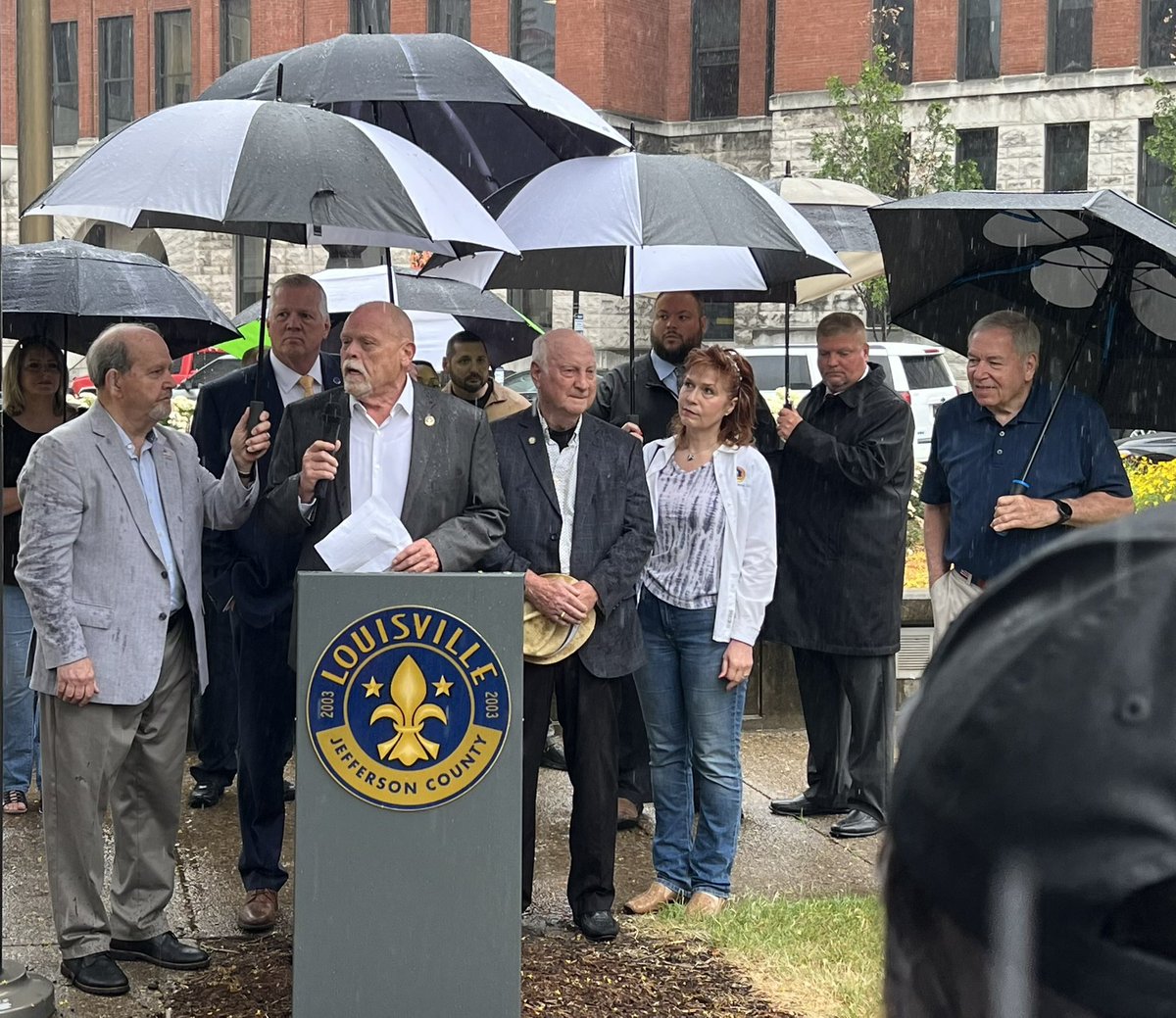 Today members of the Metro Council, led by CM Dan Seum, held a press conference to discuss their actions in support of “Law Enforcement Appreciation Month”