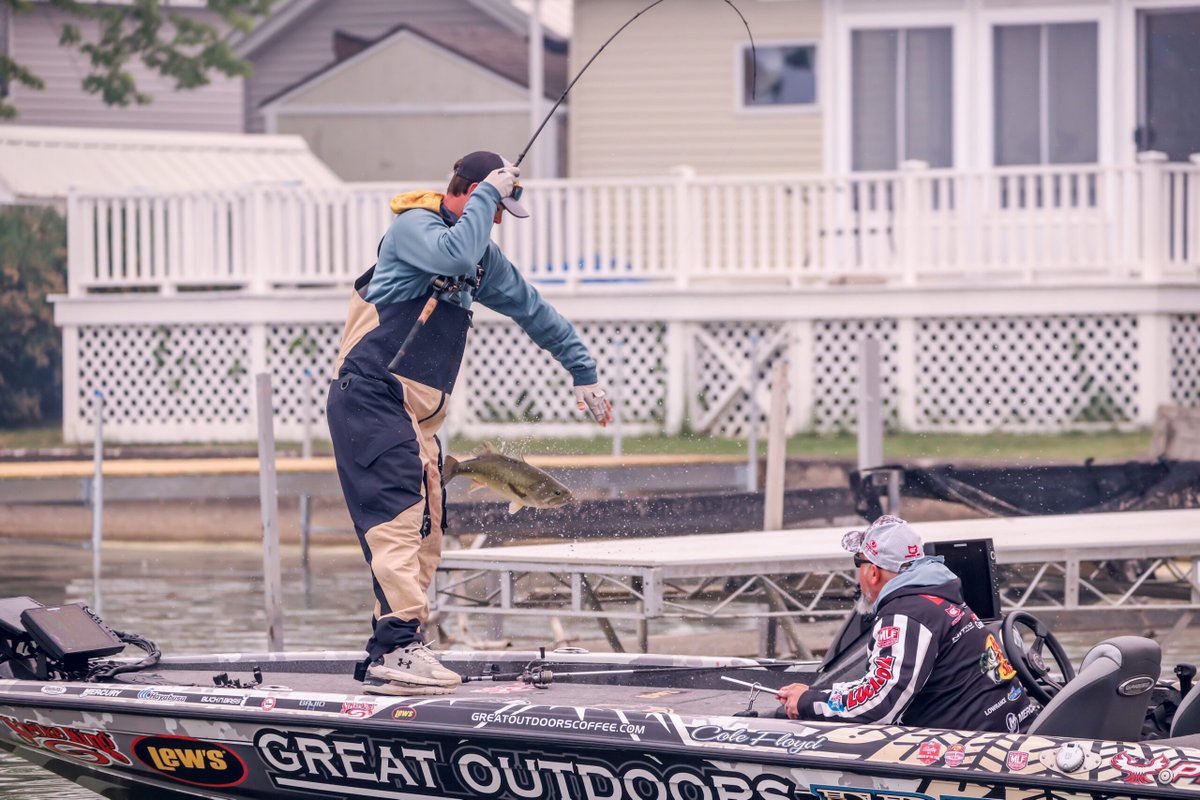 MajorLeagueFish's tweet photo. Cayuga isn't just for smallies! Cole Floyd put this largemouth on SCORETRACKER® and is in a good position headed into the final period of Group B's first qualifying day at @FavoriteRodsUSA Stage Five Presented by ATG by @Wrangler. https://t.co/hYkle9nMhE
#StageFive #Cayuga https://t.co/lZ2MpdN1Uh