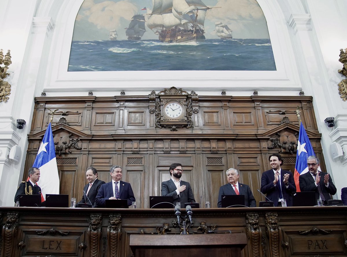 Gabriel Boric Font tweet media