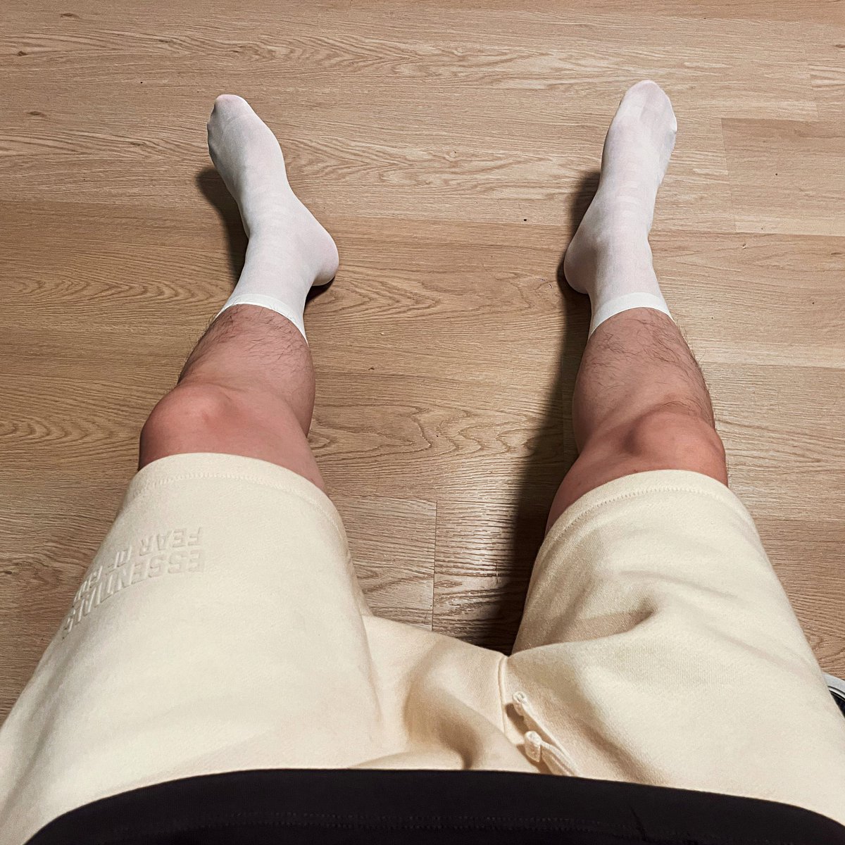 新🧦到啦
#白袜 #白丝