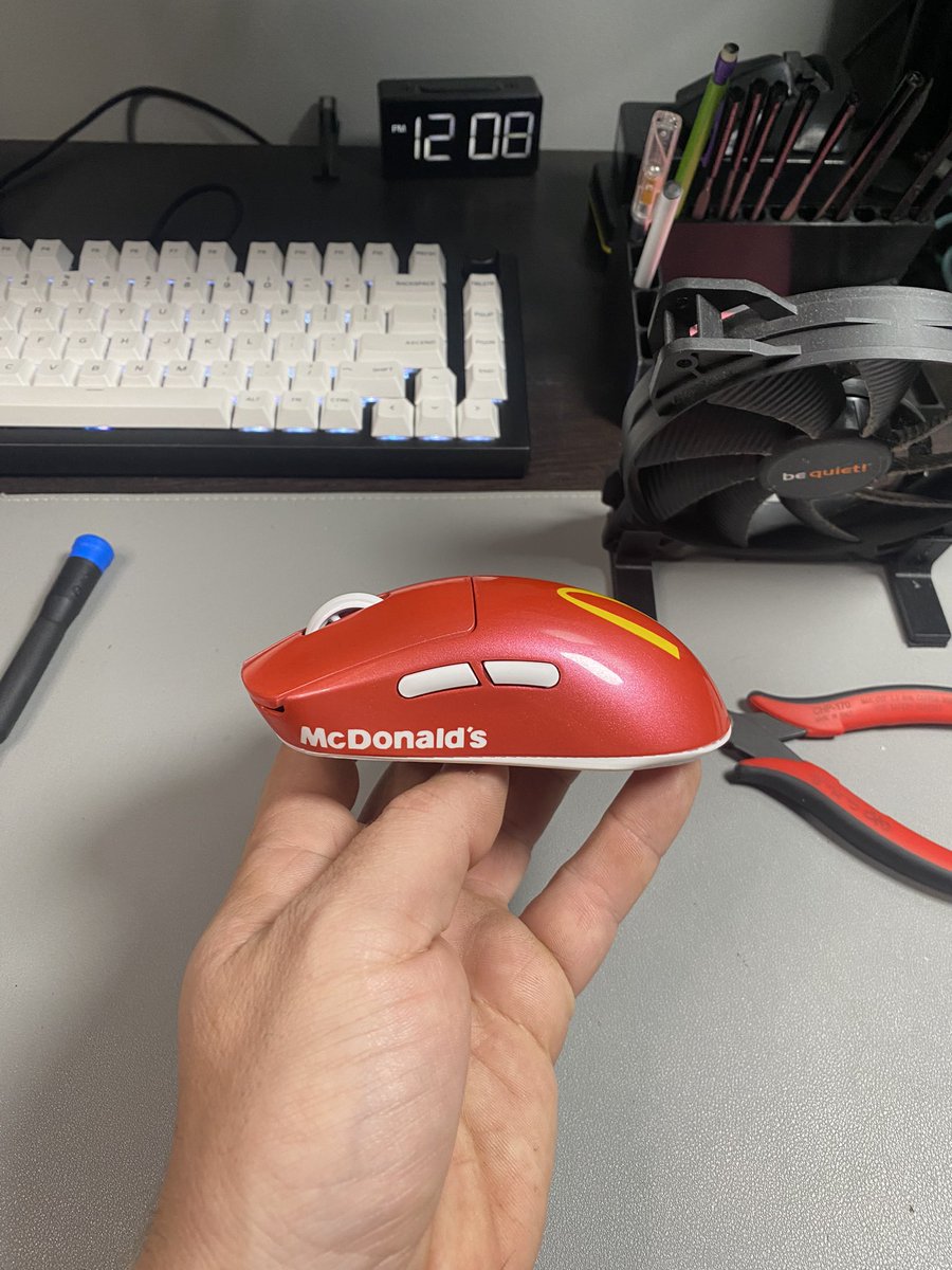 Imagine getting this in your Happy meal?! Are happy meals even still a thing?  Credit to <a href="/NachoCustomz/">Nachocustomz</a> for making me hungry lol.