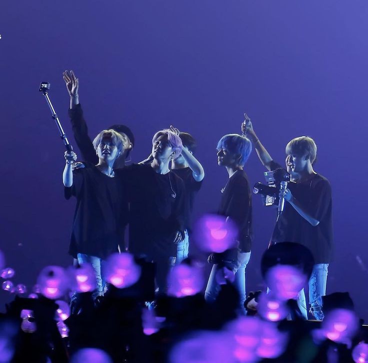 moon_eternal_'s tweet image. BULLETPROOF RE-DEBUT 🙆🔫😄💜💜 💜💜💜💜💜💜
#bulletproofBTS 
#FestaWithBTS