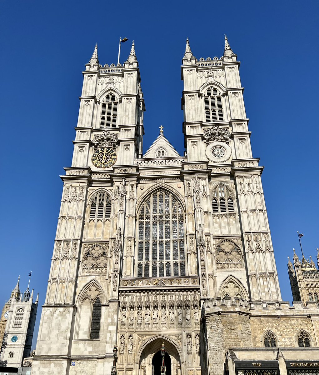 Even if you’ve never been to England before, if you are part of the Anglophone world, when you step out of the Underground station at Westminster, no one has to tell you where you are or what that big clock is. The Palace of Westminster and @wabbey are places I never tire of.