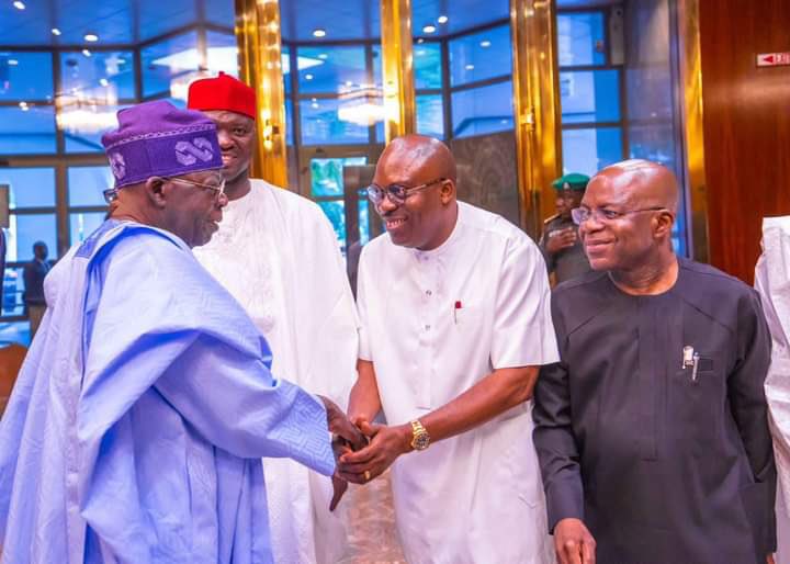 officialmeggito's tweet image. A photo excerpt of the Rivers  State Governor, H.E Sir Siminalayi Fubara meeting with President Asiwaju Bola Ahmed Tinubu amidst other Governors of the 36 states of Nigeria.
Together we can build our Nation. # Simmediavolunteers #SimFubara