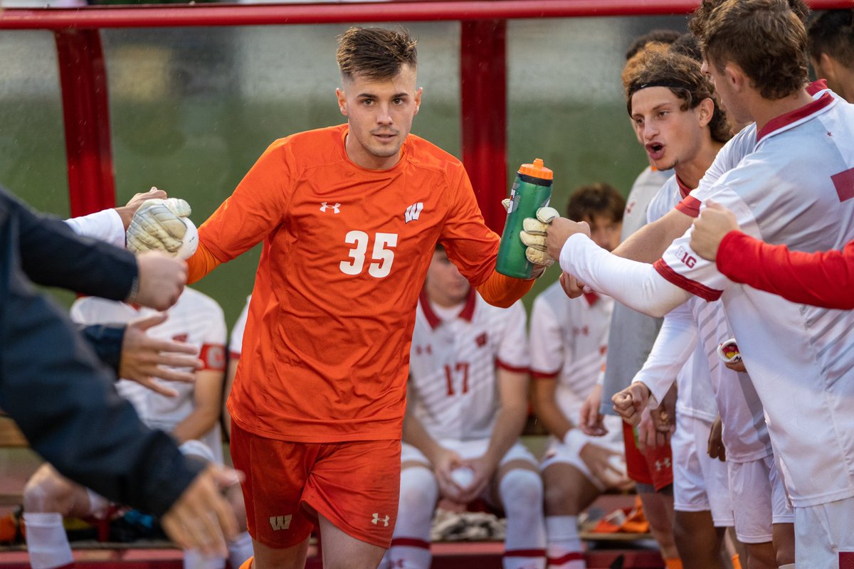 BadgerMSoccer's tweet photo. This year’s William Reddan Spirit of Soccer award winner is @Carter_abbott24! The award is presented annually to a player who best exemplifies former UW Coach Bill Reddan’s positive spirit of the game of soccer. Congrats Carter! https://t.co/EiyNCxB5Pz