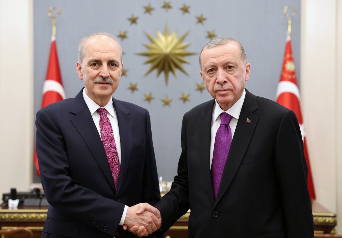 Türkiye Büyük Millet Meclisi Başkanlığına seçilen değerli yol arkadaşım Sayın Numan Kurtulmuş'u tebrik ediyor, görevinde başarılar diliyorum.

Meclis Başkanı seçilmesi sonrası bizleri ziyaret etmesinden ötürü kendisine teşekkür ediyorum.
