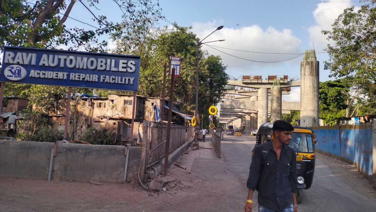 theManzilHemson's tweet photo. Dear Sir / Madam Inconvenience is caused Due to Narrow Lane, The Boundary Of Metro Work Is Extended So Wide That The Road Has Become Very Narrow, Little Bit Adjustment Needed Here, Secondly The Bus Stop is Exactly At the Corner Which again blocks the road  (1/3) https://t.co/EPK6WPmeOP