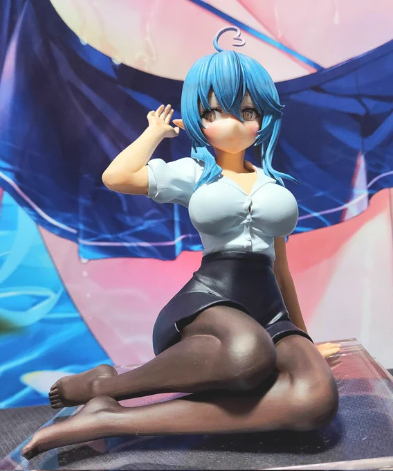 #これがこうなってこう #雪花ラミィ  ラミィちゃんのプライズフィギュアのリペイント出来た～