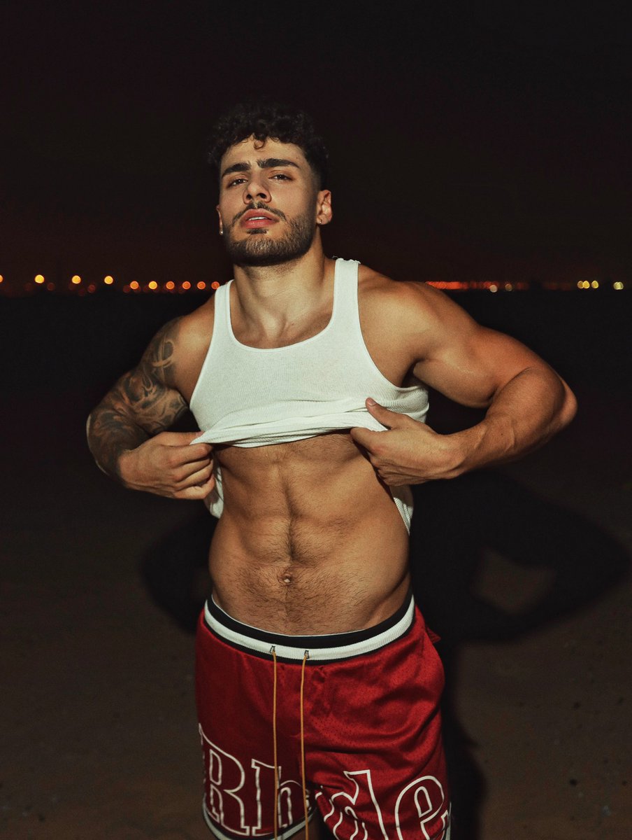 FitNarad on Twitter: "I could need a helping hand here"