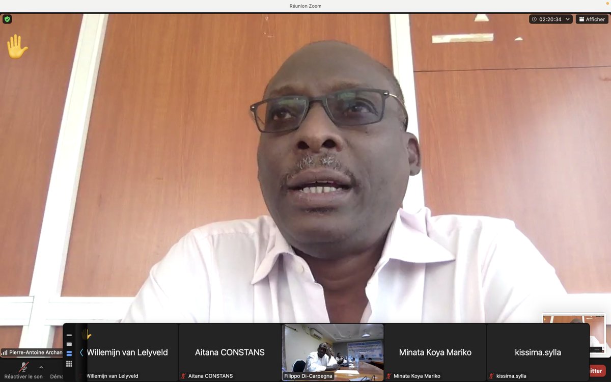 Réunion virtuelle à #Mopti avec <a href="/NLauMali/">Ambassade des Pays-Bas au Mali</a> &amp; <a href="/PBFMali/">UN Peacebuilding Fund - PBF Mali</a> sur:
▶️Résultats de l’enquête #lSH dans les 22 cercles d’intervention
▶️Formation des acteurs de la sécurité &amp; justice
▶️Partenariat Barreau sur l’assistance juridique
▶️Leçons apprises sur les CCS avec les volontaires
#PROSMED