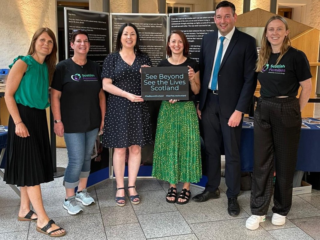 #TeamSFAD @ScotFamADrugs and #TeamStirling @SACASRStir joining @Miles4Lothian @MonicaLennon7 to support #SeeBeyondScotland #SeeTheLives at tonight's launch @ScotParl