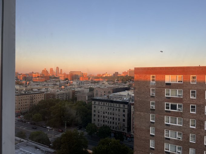 Normal view out my NYC window | now. No filters, just smoke https://t.co/V1Ul6cUG7E<a href="/tag/mvsales"class="tags"><span>#mvsales</span></a>