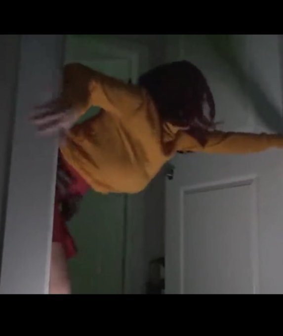 Been seeing my Velma video passed around a lot lately, if you see it posted anywhere please tag me 💕