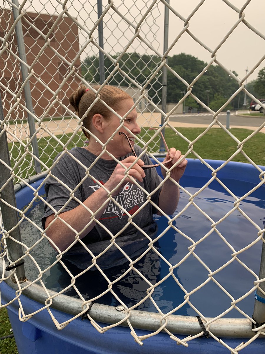 DylanGrayLMS's tweet image. One of my favorite days of the year! Field day!!! Kids loved getting a chance to dunk their teachers!