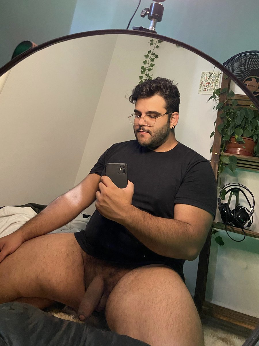 Exibicionista Tímido tweet media