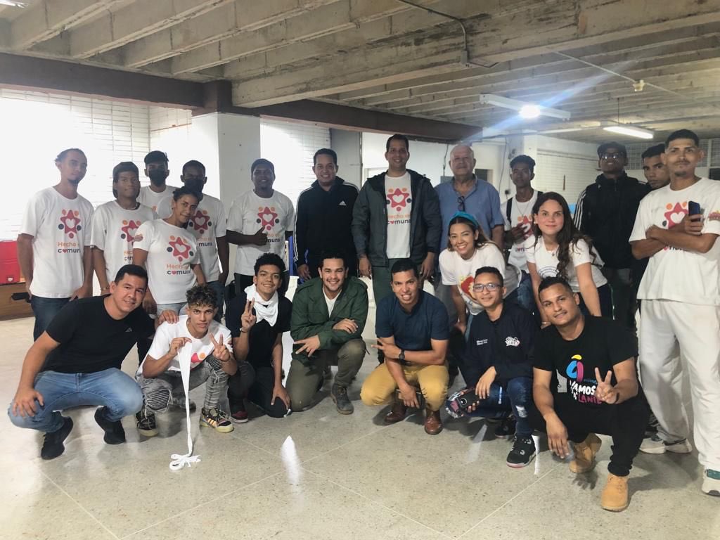 Ministerio del Poder Popular para las Comunas tweet media