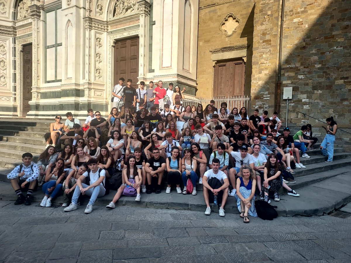 INS MariadeBell-lloc tweet media