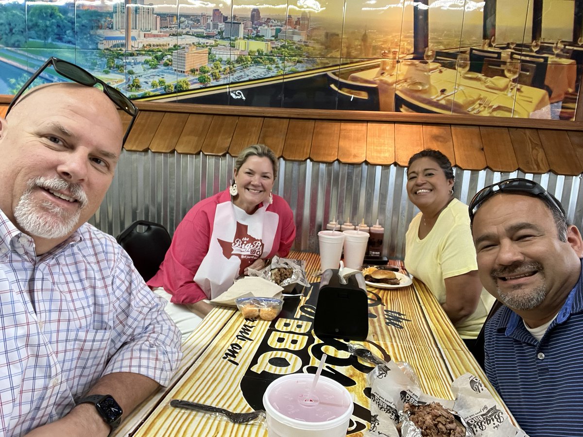 TheJuniorSchool's tweet photo. Taking the birthday girl @ahjsacadean to @BigBibBBQ
Happy Birthday Ms Alexander!!!
#BeAHmazing https://t.co/1NsbxD0jPo