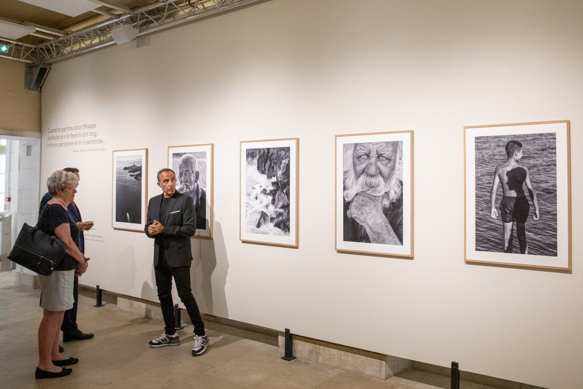 seinemaritime's tweet photo. #CULTURE 📸 @nikosaliagas vous attend à l’Abbaye de Jumièges pour son exposition photo !

Le célèbre journaliste et photographe s’empare de la figure mythologique d’Ulysse, et propose une exposition sur les thèmes de la mer, de l’exploration et du voyage. https://t.co/EeBxUJiBPk