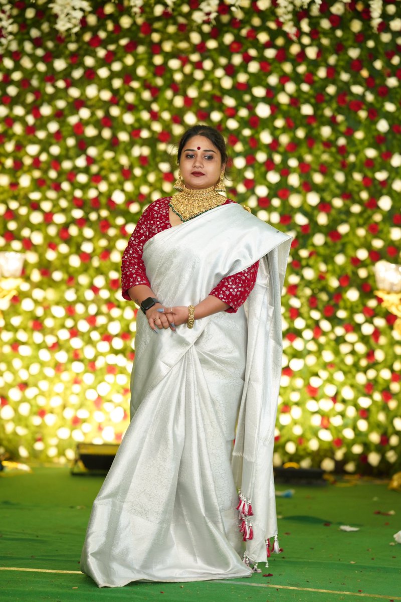 VinuthaKotaa's tweet photo. #Maridi #marriage #photos
#Anilkumarkota @Cbn_Kota #udaykumarkota https://t.co/NPWFVFmr08