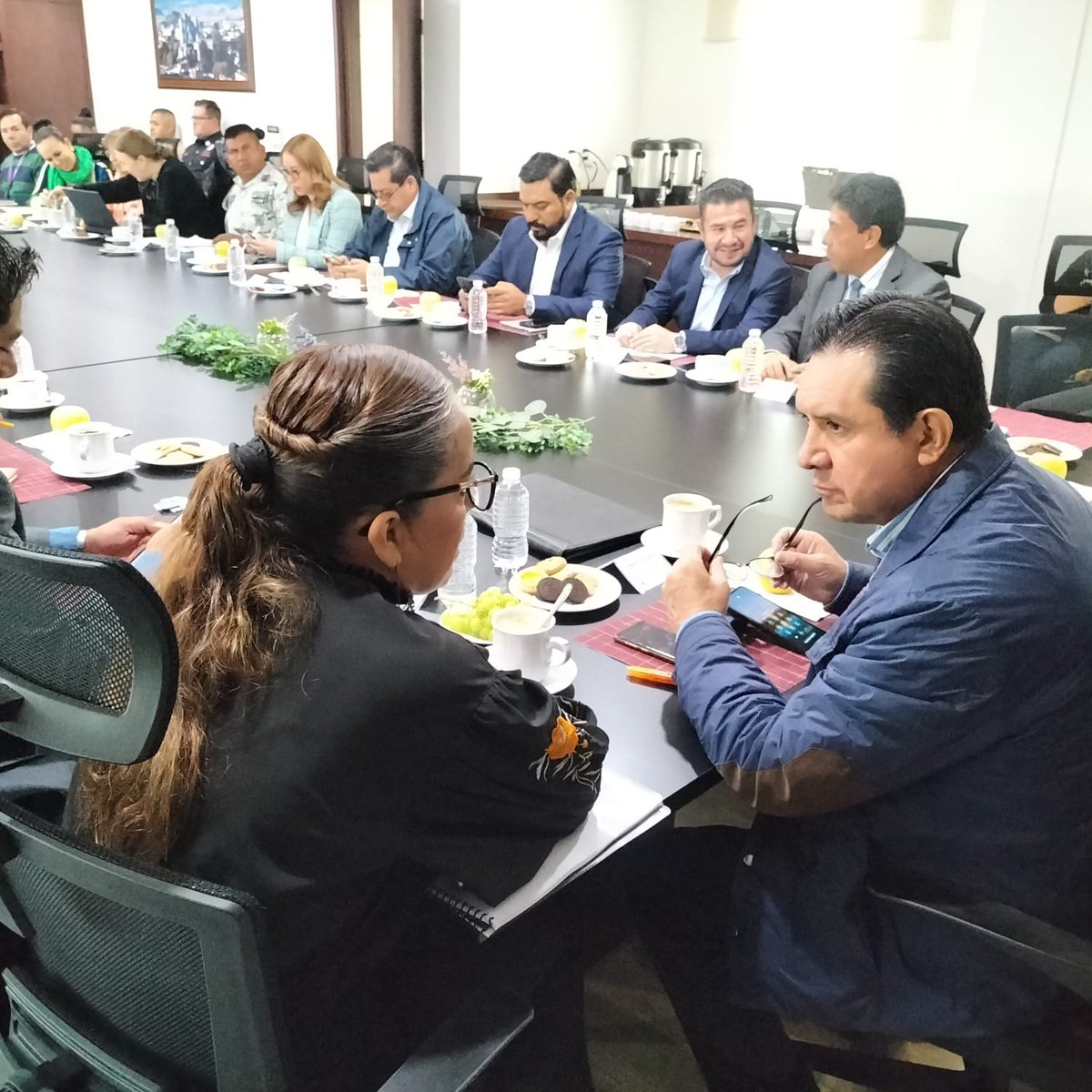TinocoGRogelio's tweet photo. #Región20Toluca

#MesaDeConstrucciónDeLaPaz @Edomex-@TolucaGob-@GobiernoMX:
•Prevención y atención delictiva
•Acciones para la #ReconstrucciónDelTejidoSocial,  teatro sobre protección civil, para estudiantes de primaria, Cultura de Paz @RaymundoMC...🧵

@LUISFELIPE_P @SGGEdomex https://t.co/MLw0tQpkKX