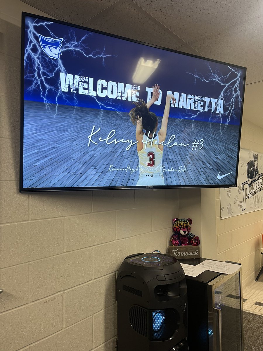 great visit at marietta today. thank you <a href="/Coach_Vivian/">Kole Vivian</a> for having me today!!
<a href="/Marietta_WBB/">Marietta College WBB</a>