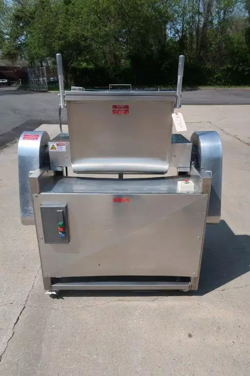 WohlAssociates's tweet photo. Lombi 50 Lb. Dough Mixer, Tilt Discharge - https://t.co/tsmYN2sscr https://t.co/KH2nc9DO0b