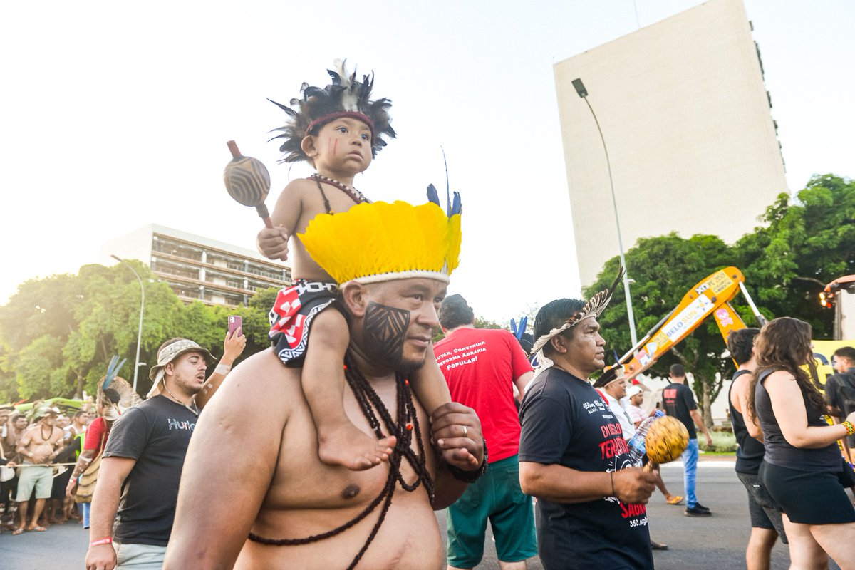 #MarcoTemporalNao
#PL2903Não
#Brasiléterraindígena
@ISPN_Brasil 
📷 Letícia Verdi/ATL2023