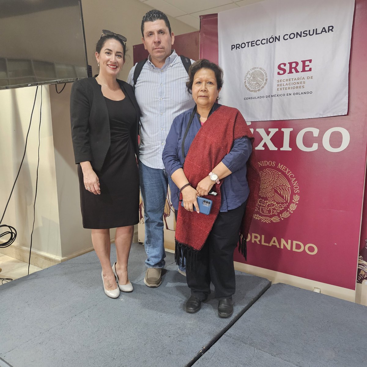 ReyesLegalPLLC's tweet photo. Hoy, tuve el honor de participar en la semana SALE de @consulmexorl y brindar más información sobre #SB1718 a nuestra comunidad inmigrante mexicana. 
#vivamexico #vivalaraza https://t.co/1D6znCdCsA