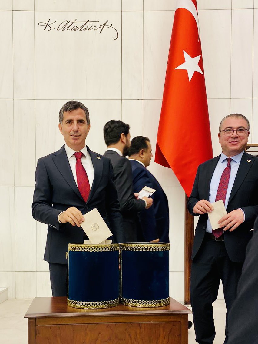 Orhan Ateş tweet media