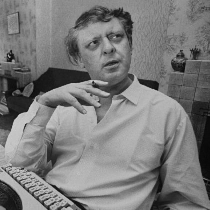 johnstonglenn's tweet image. Gerard Manley Hopkins died OTD in 1889. He profoundly influenced Anthony Burgess. In A Clockwork Orange, Alex says "We were all feeling a bit shagged and fagged and fashed," referencing The Leaden Echo and the Golden Echo: "so fagged, so fashed, so cogged, so cumbered."