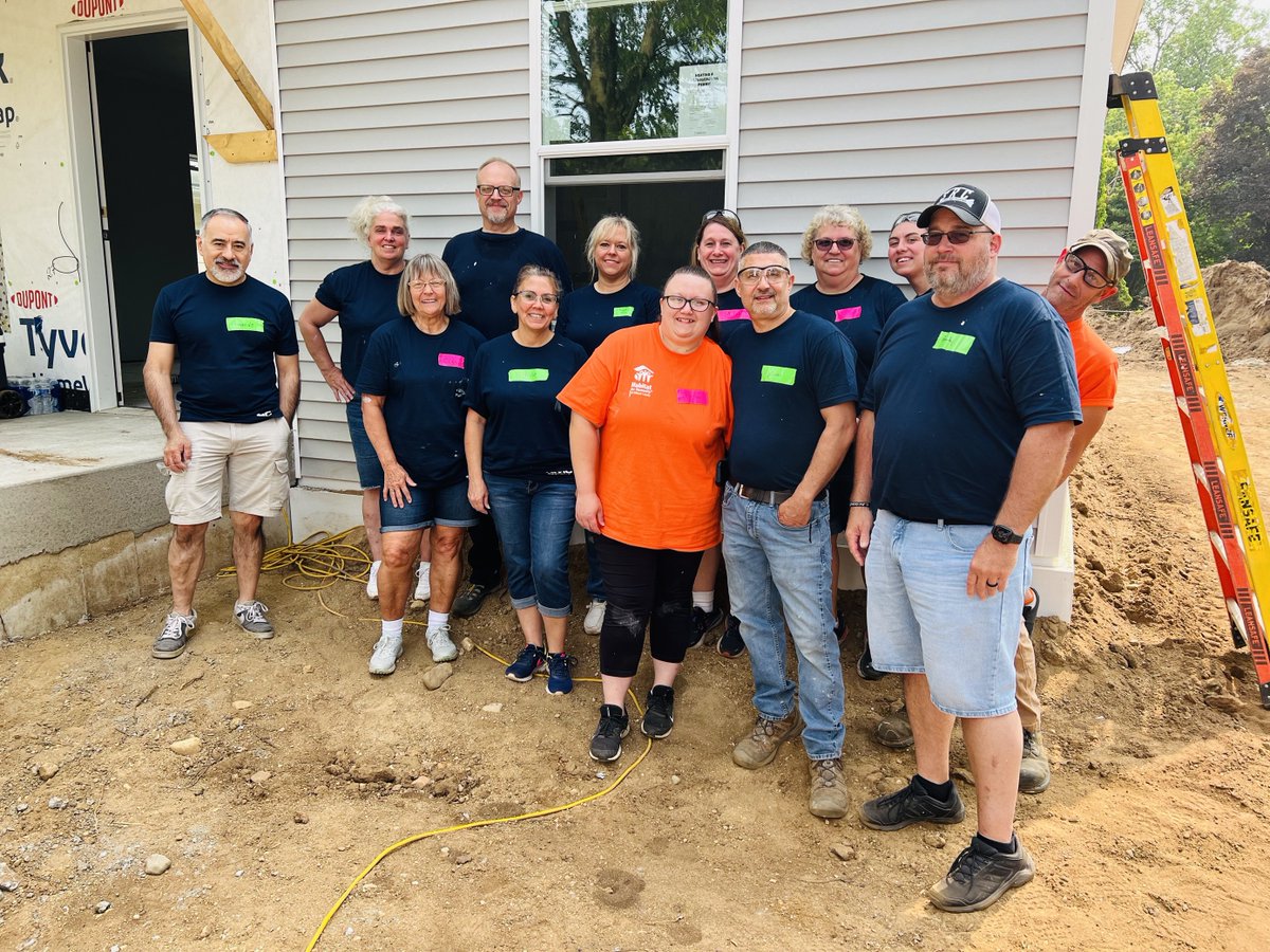 kmccontrols's tweet image. KMC was thrilled to be given the opportunity to work alongside Habitat for Humanity in helping build the future home for a family member of a couple of KMC’s own. #TeamWork #KMCFamily