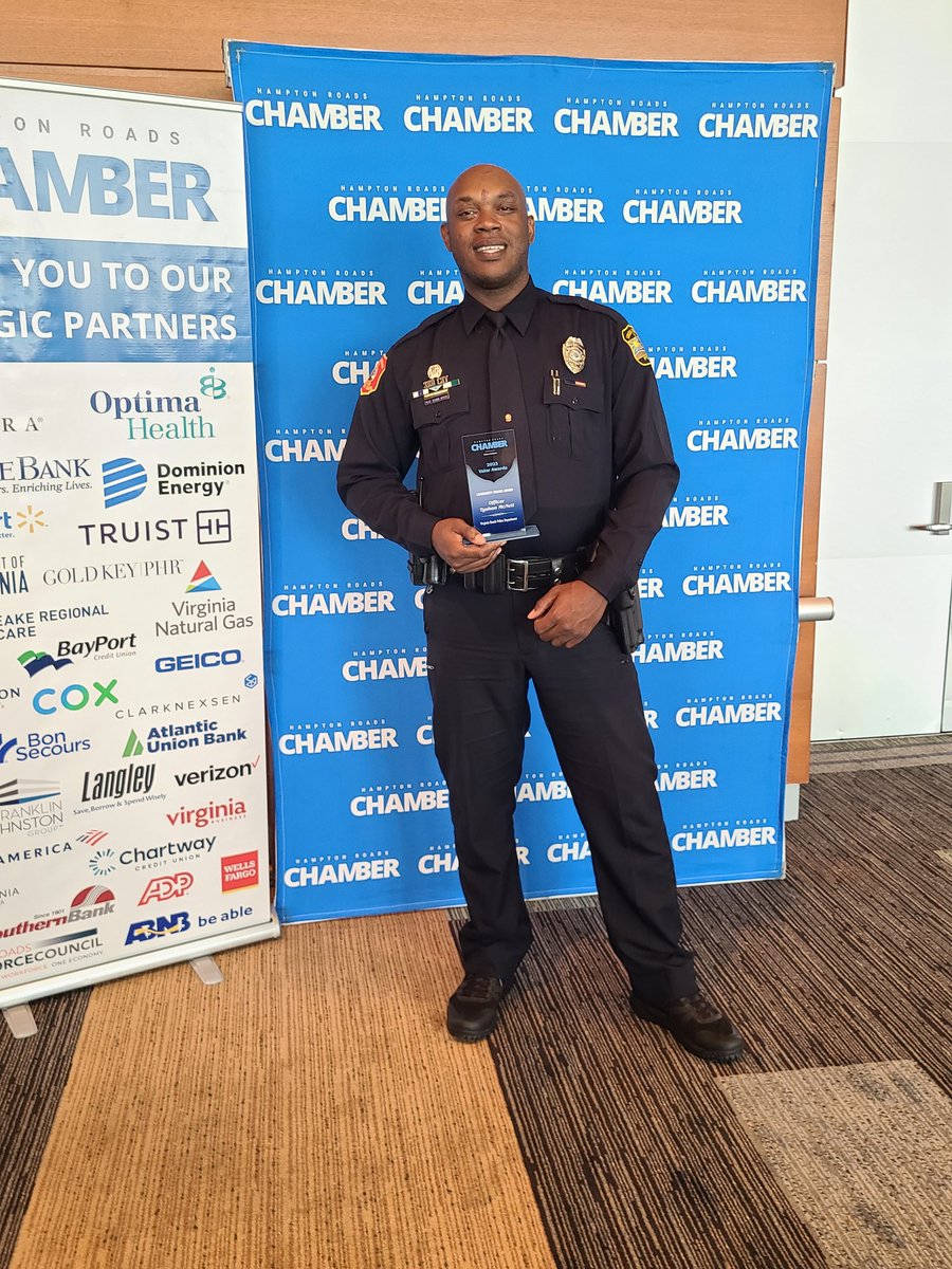 Captain Douglas Guevara tweet media