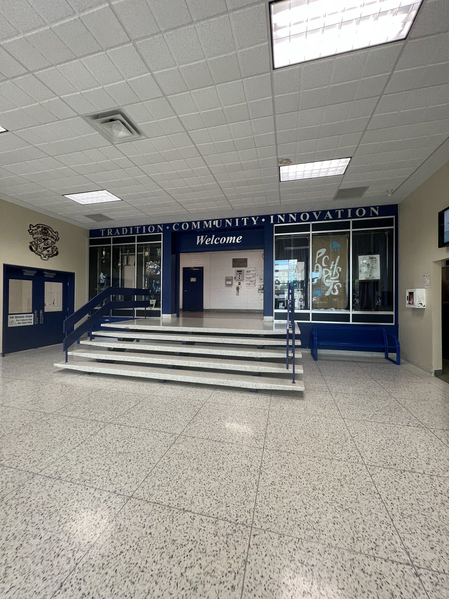 shi_stephens's tweet photo. Thanks @port_high for having me this morning to speak to the class of 2023 at their grad breakfast. 

Congratulations to the soon the be graduates. https://t.co/tJT0nuhxBd