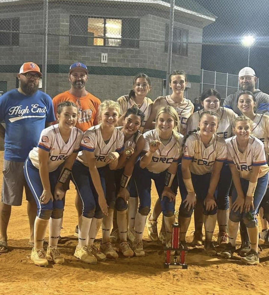 Aubreezy09's tweet photo. Me and my team went 9-0 this weekend and took home the win! So proud of us and can’t wait to see what we do in the future. #SOFOSOFTBALL https://t.co/um3y4NNotv