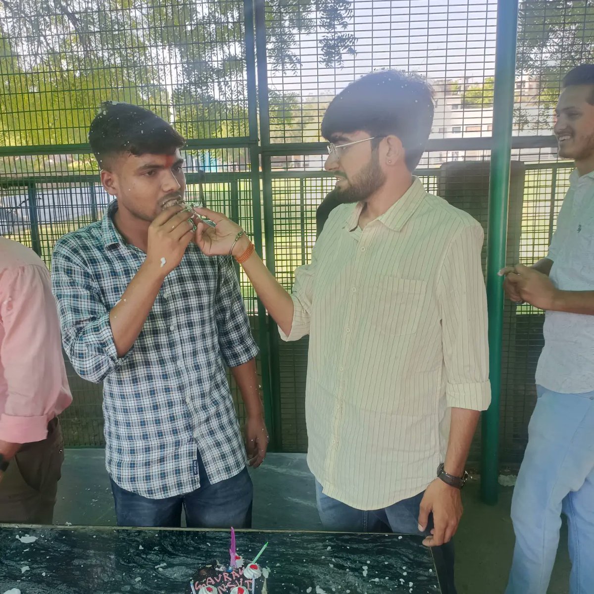 DineshBishnoi55's tweet photo. मोतीलाल नेहरू कॉलेज के भाइयों से एक बेहतरीन मुलाकात कर छोटे भाई, MLNC Nsui कॉलेज यूनिट Vice president गौरव से मिलकर जन्मदिन की शुभकामनाएं दी।
#motilalnehrucollege #mlnc #southcampus #delhiuniversity https://t.co/KPqwPtVtO2